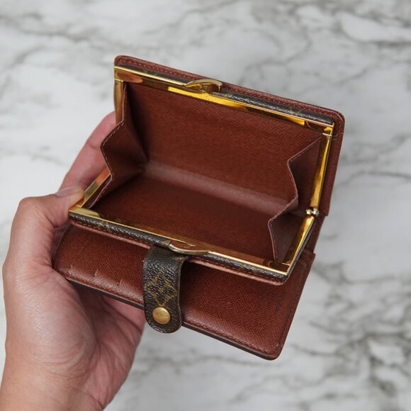 Louis Vuitton Monogram Porte Monnaie Billets Viennois Bifold Wallet - Picture 6 of 9